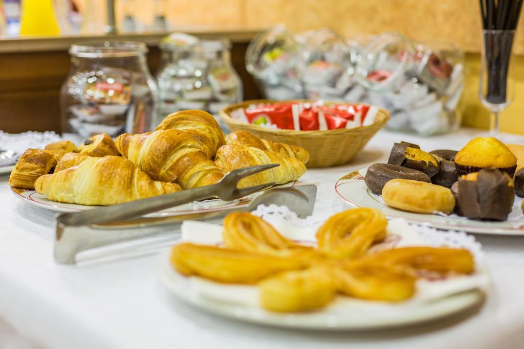 Hotel Real De Castilla Tordesillas Dış mekan fotoğraf