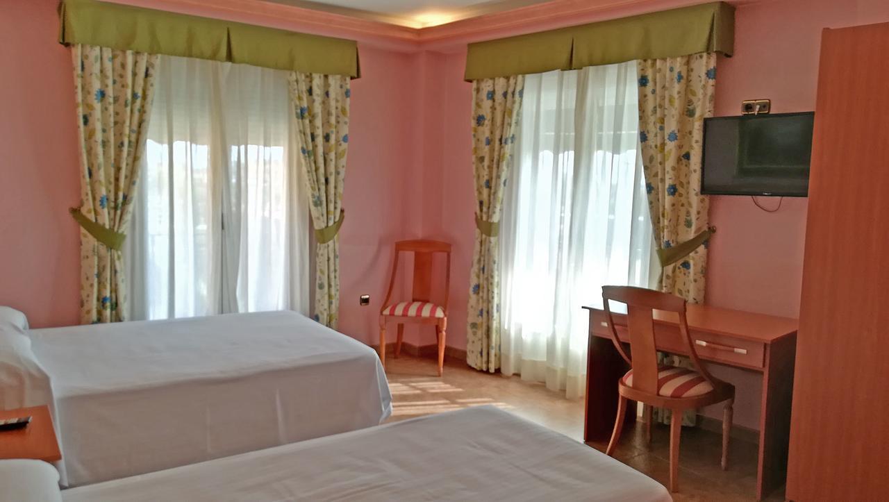 Hotel Real De Castilla Tordesillas Dış mekan fotoğraf